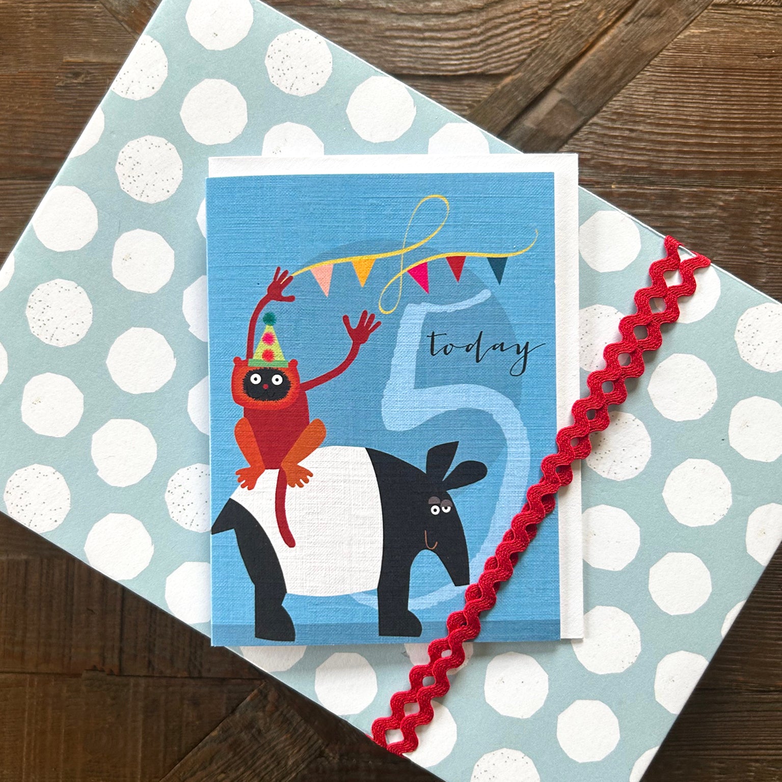 TNA05 mini tapir & lemur 5th birthday card