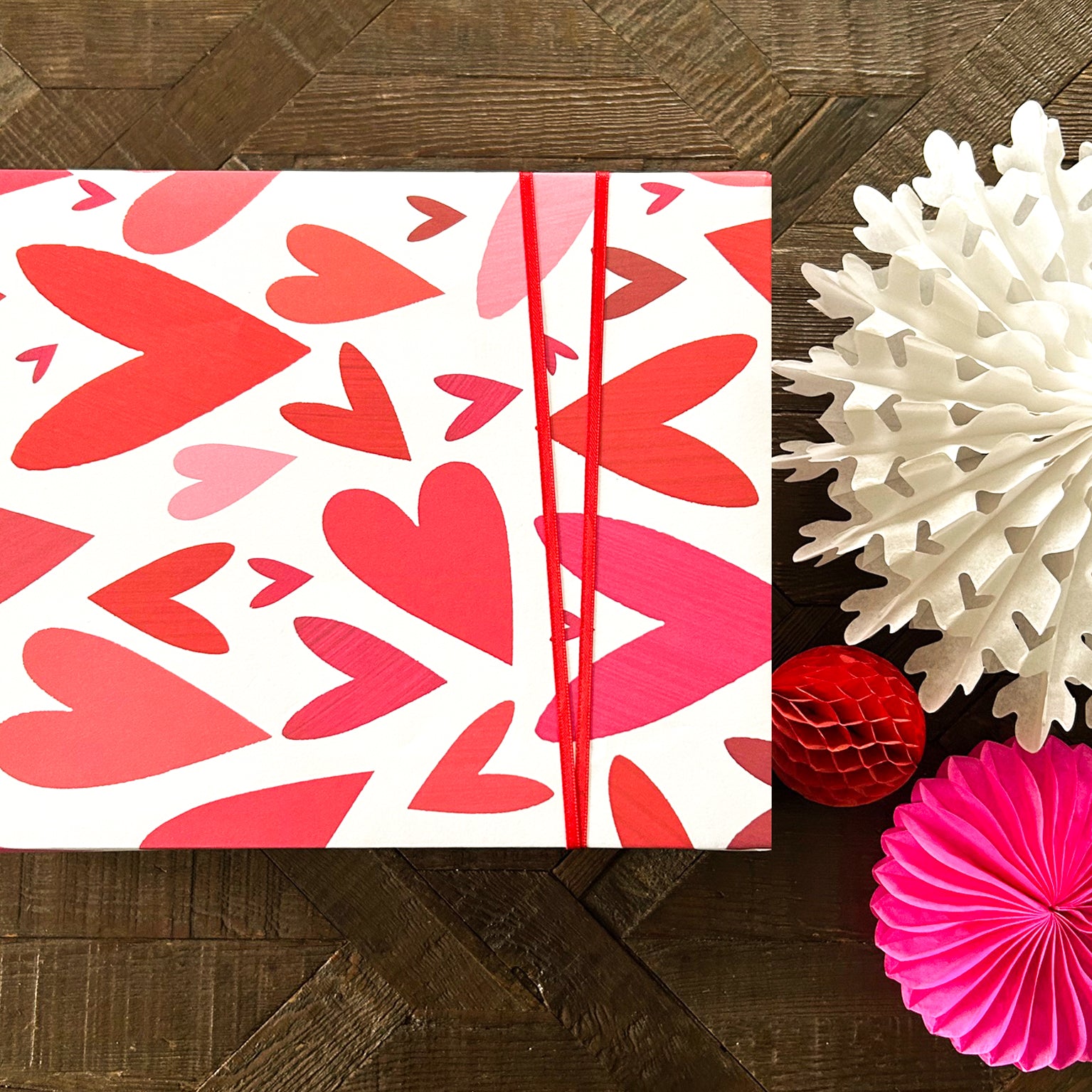 WP139 red hearts wrapping paper